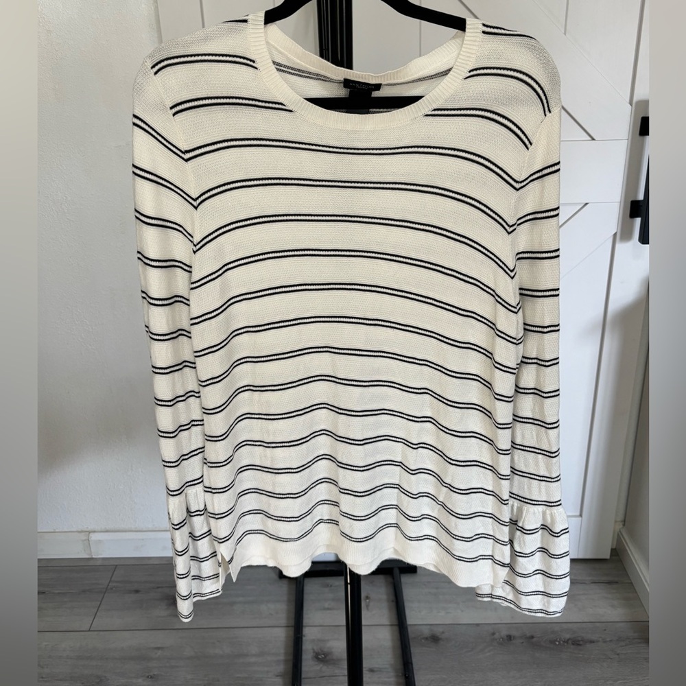 Ann Taylor Black and White Knit Sweater
